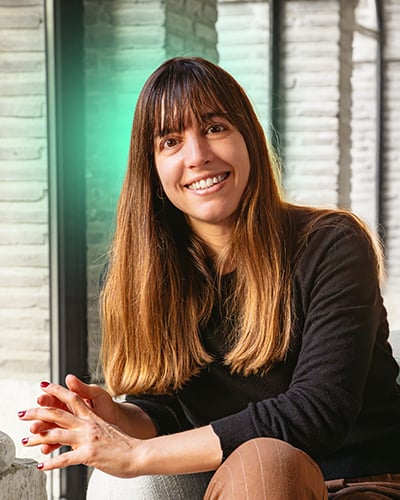 SEQ_equipo_angela_retrato_color_0001_SEQ_equipo_maria_retrato_color