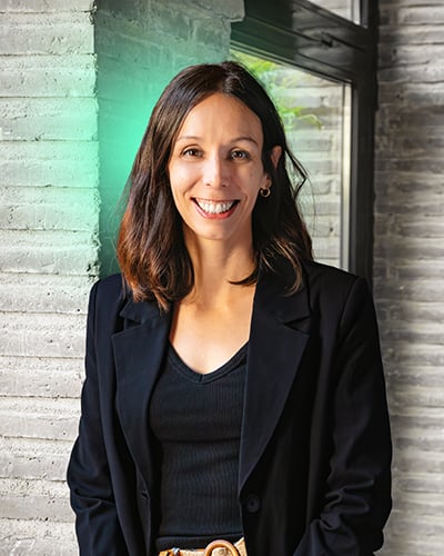 SEQ_equipo_angela_retrato_color_0003_SEQ_equipo_Elise_retrato_color