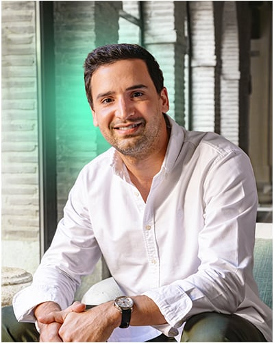 SEQ_equipo_angela_retrato_color_0007_SEQ_equipo_luis_retrato_color